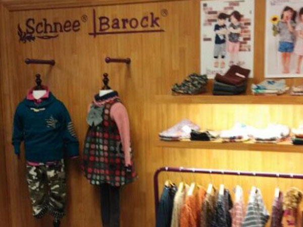 Barock & Schnee时尚童装店铺展示