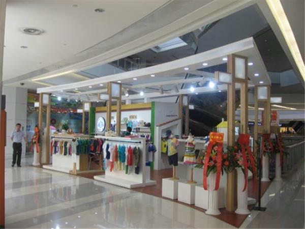 G-Brand婴童装店铺展示