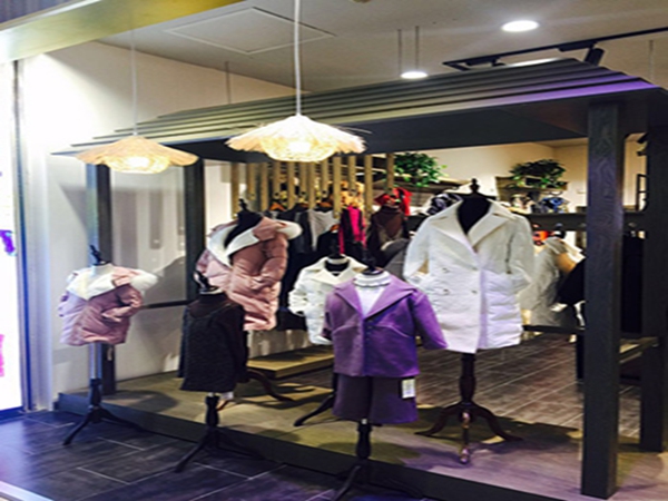 米芝儿婴童装店铺展示