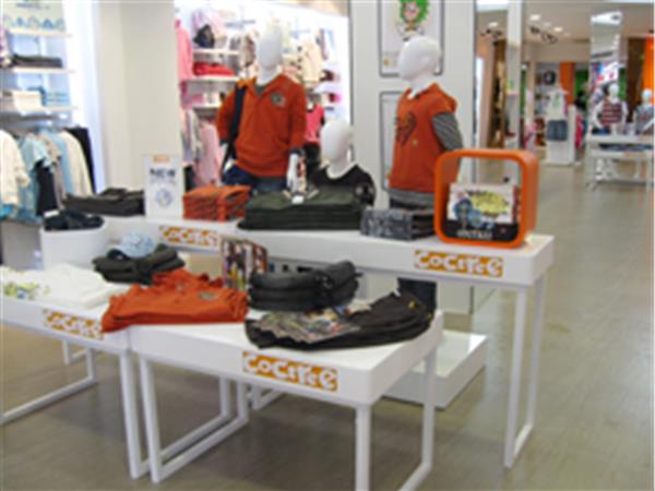 棵棵树青少年装店铺展示