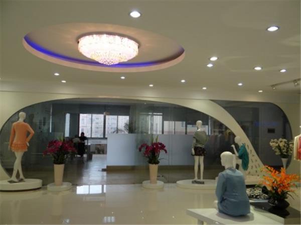安宝儿婴童装店铺展示