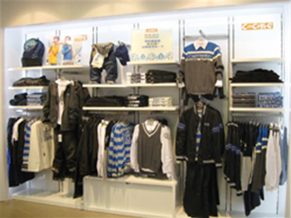 棵棵树青少年装店铺展示