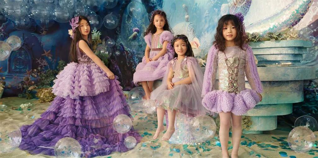 JS蒋硕/肩上云青少年装品牌