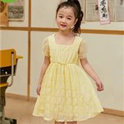 七彩芽夏日时尚穿搭 明媚童趣 自在生长